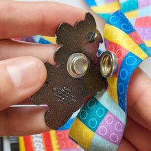 Load image into Gallery viewer, LEGO® Minifigures™ System Starter Lanyard Set Multi-Color – Girl and Ollie – 53296