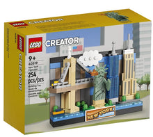 Load image into Gallery viewer, LEGO® Creator New York Postcard - 40519