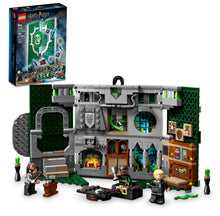 Load image into Gallery viewer, LEGO® Harry Potter™ Slytherin™ House Banner - 76410