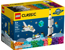 Load image into Gallery viewer, LEGO® Classic Space Mission – 11022
