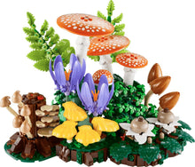 Load image into Gallery viewer, LEGO® Botanicals Woodland Mushrooms - 11505
