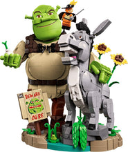 Load image into Gallery viewer, LEGO® Shrek, Donkey &amp; Puss in Boots – 72423
