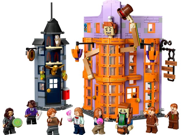 LEGO® Harry Potter™ Diagon Alley™: Weasleys’ Wizard Wheezes™ - 76422