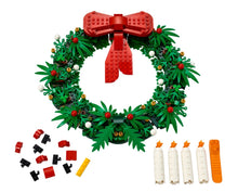 Load image into Gallery viewer, LEGO® Iconic Christmas Wreath 2-in-1 – 40426
