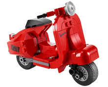 Load image into Gallery viewer, LEGO® Creator Vespa - 40517
