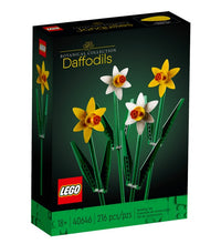 Load image into Gallery viewer, LEGO® Daffodils - 40646
