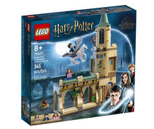 Load image into Gallery viewer, LEGO® Harry Potter™ Hogwarts™ Courtyard: Sirius’s Rescue - 76401

